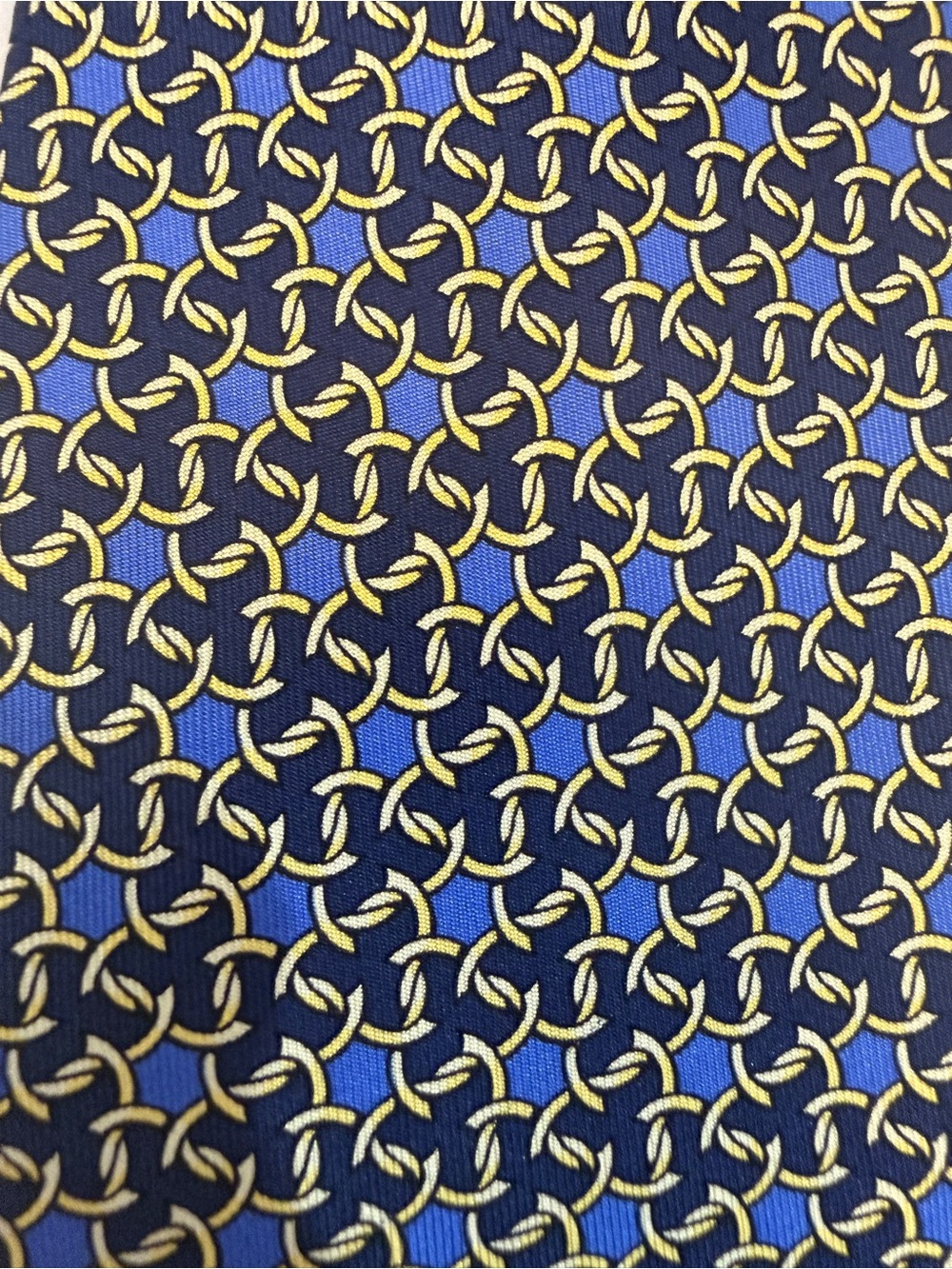 Vintage Hermès Paris 7892 MA Silk Tie Navy Blue Gold Chain Mint France, mint